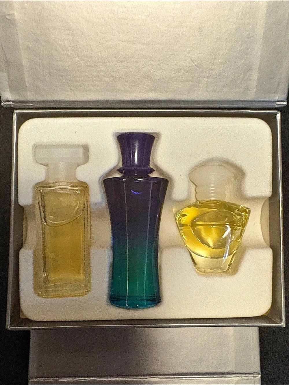 Mary Kay Scents of Style Mini Fragrance Collection